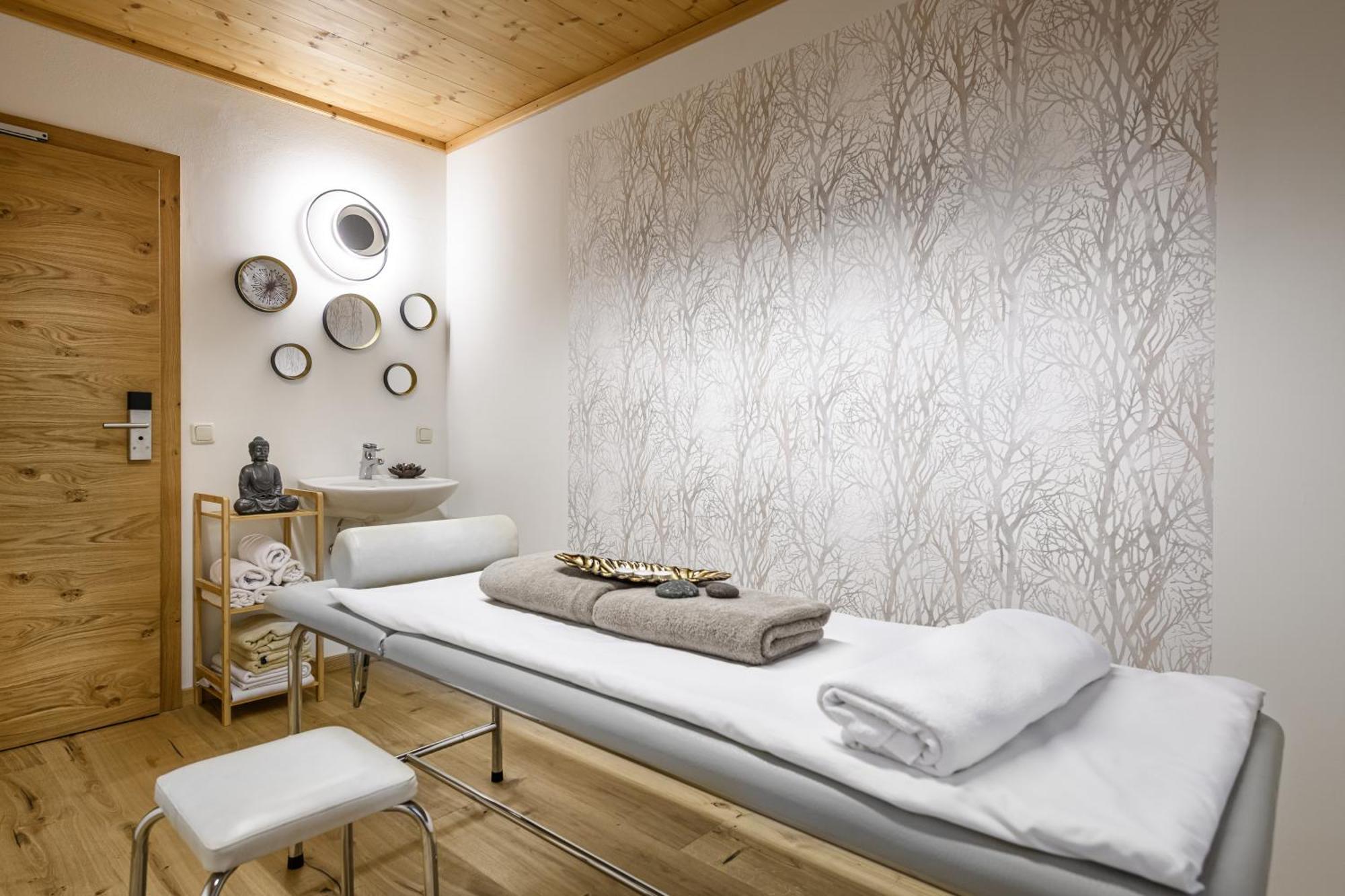 Ferienhaus Birgit - Inklusive Eintritt Alpentherme Bad Hofgastein Dış mekan fotoğraf